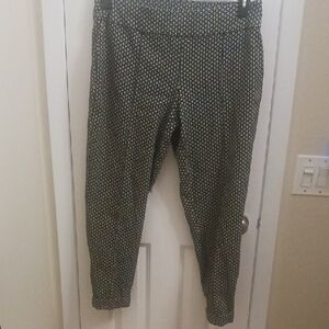 Lord & Taylor Black and White and Gold Patterned Straight Leg Pants